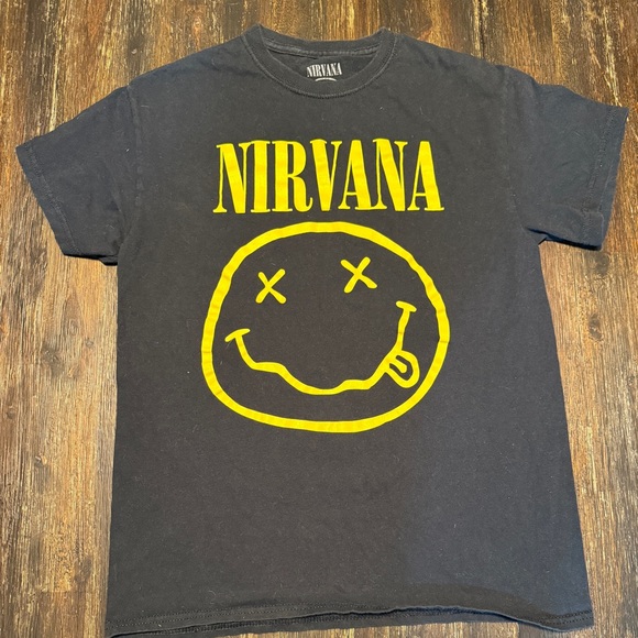 NIRVANA Black Tee with Yellow Graphic - Picture 1 of 2